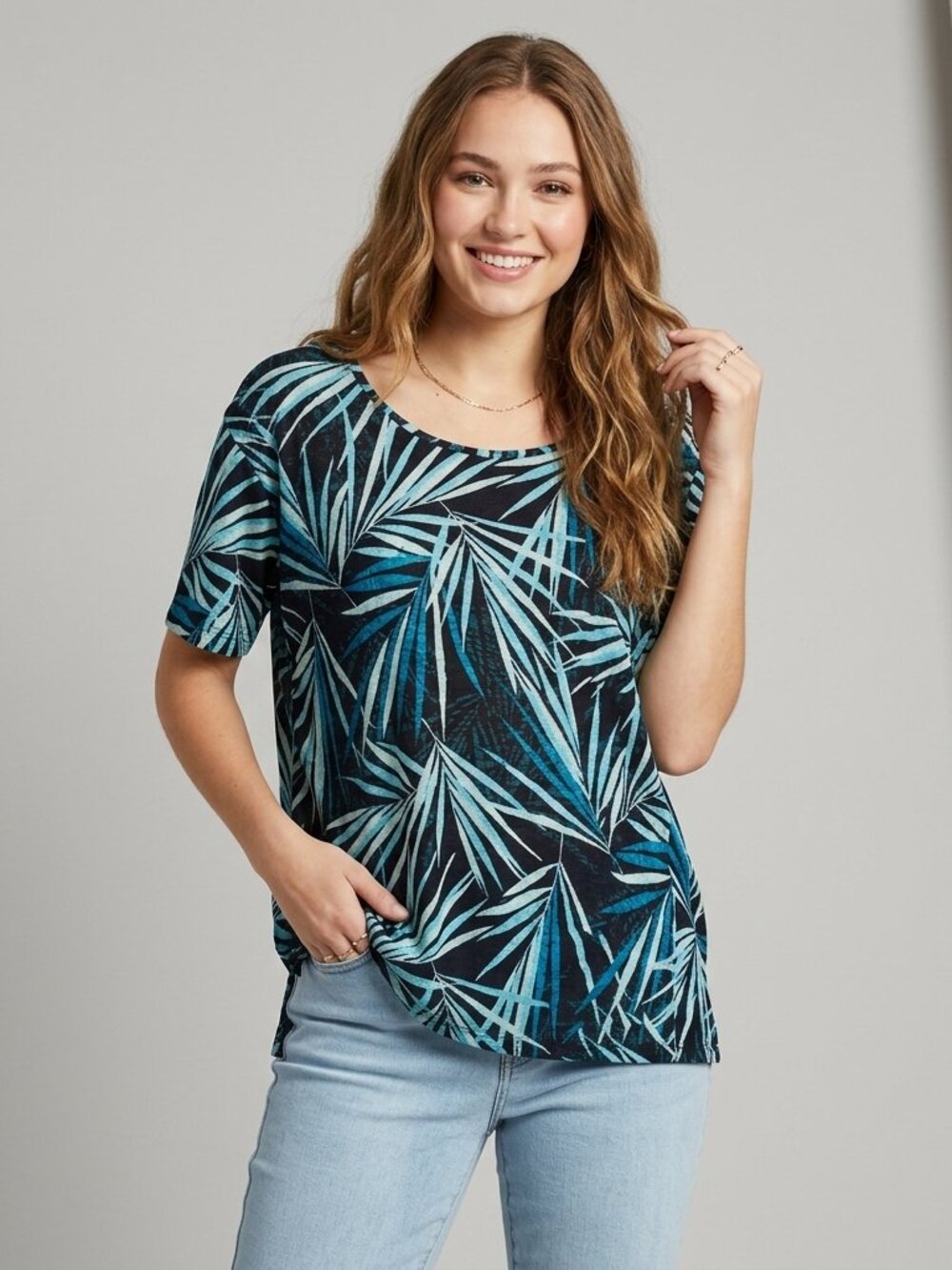 Kim Rogers Curvy Women’s 3X Top Tropical Palm Leaf Print ruched Short Sleeve